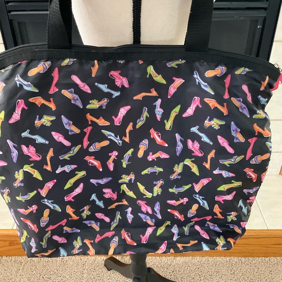 Shoe 100% Nylon Shoulder Tote Bag - Picture 2 of 7